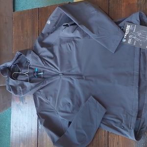 KUHL NEW WITH TAGS Travrse Pulliver Carbon Women's XL